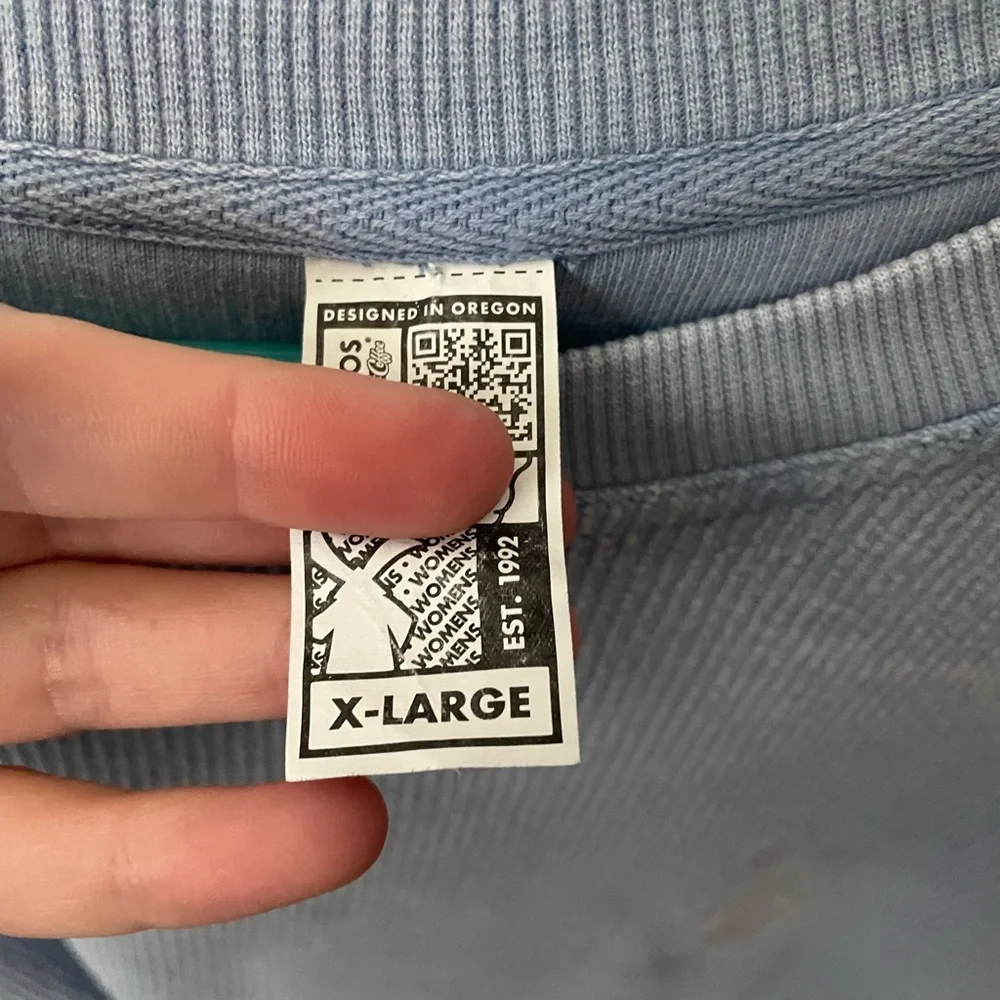 DUTCH BROS CREWNECK - Picture 2 of 2